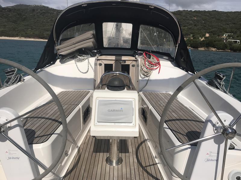 Book yachts online - sailboat - Sun Odyssey 49i - Eudora (GND) - rent