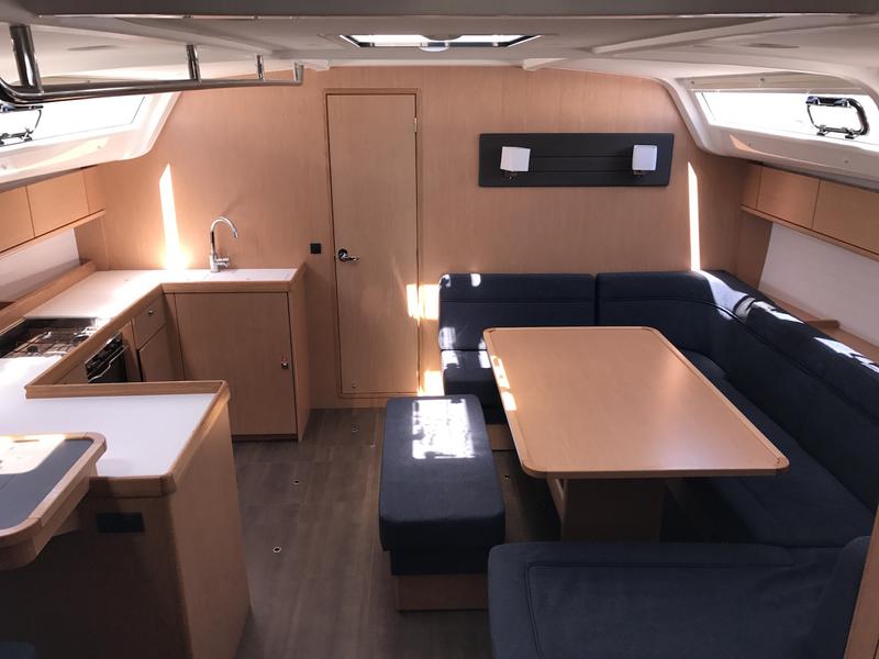 Book yachts online - sailboat - Bavaria Cruiser 51 - Miaplacidus (WM, Inverter) - rent