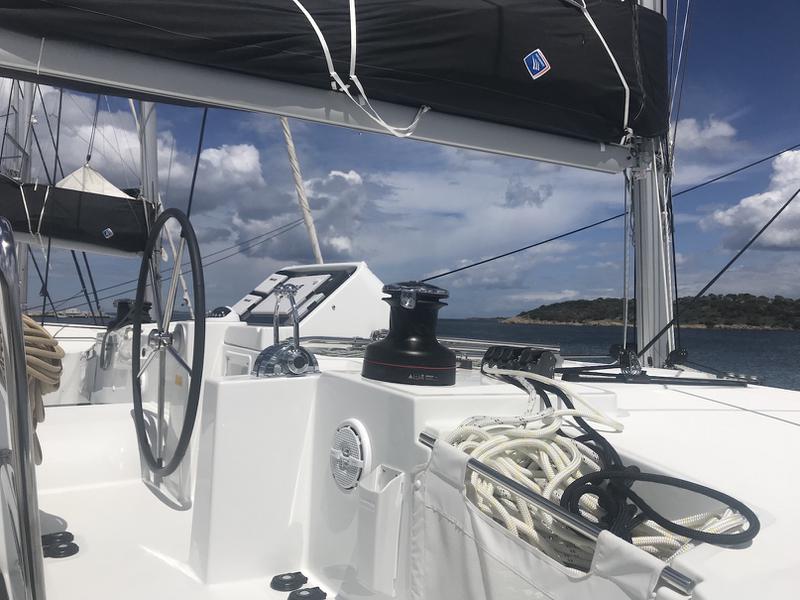 Book yachts online - catamaran - Lagoon 450F - Cor Caroli (GND) - rent