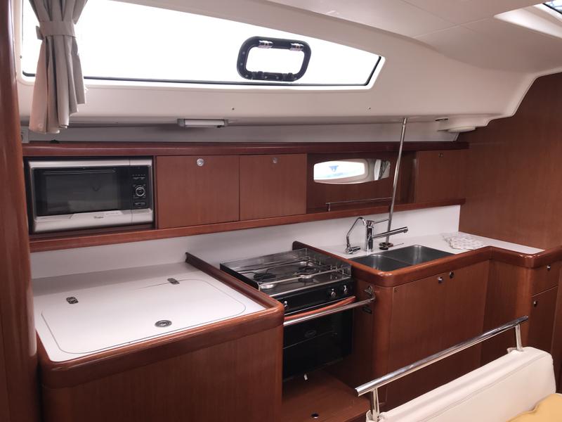Book yachts online - sailboat - Oceanis 43 - Libra - rent