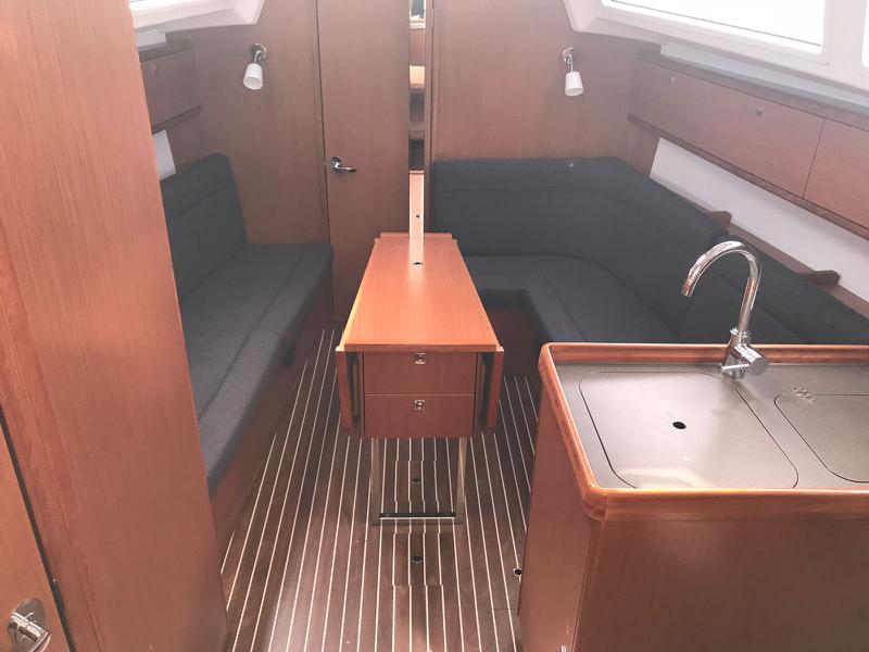 Book yachts online - sailboat - Bavaria Cr 34 - Pollux I - rent