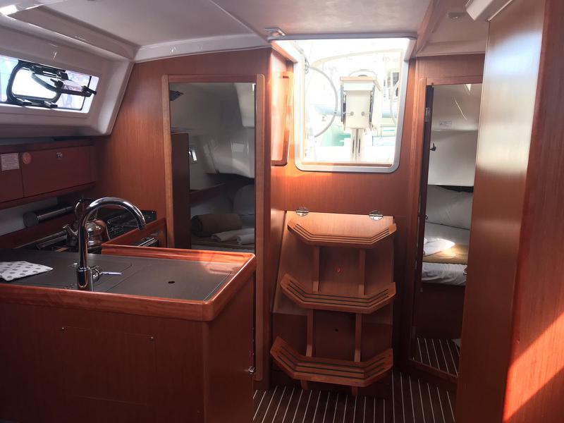 Book yachts online - sailboat - Bavaria Cr 34 - Pollux I - rent