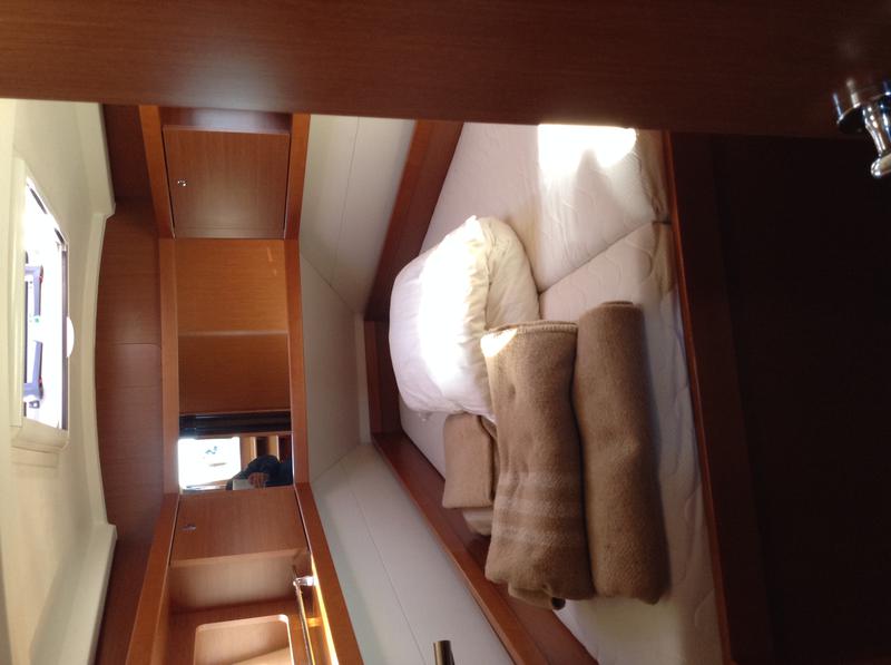 Book yachts online - sailboat - Oceanis 41 - Etamin I - rent
