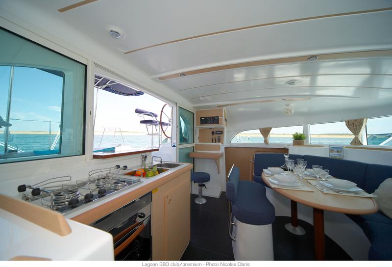 Book yachts online - catamaran - Lagoon 380 - Naos (Watermaker,Inverter) - rent