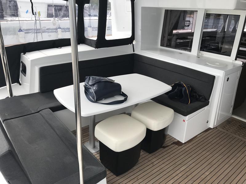 Book yachts online - catamaran - Lagoon 450F - Cor Caroli (A/C, WM, Generator, Inverter) - rent