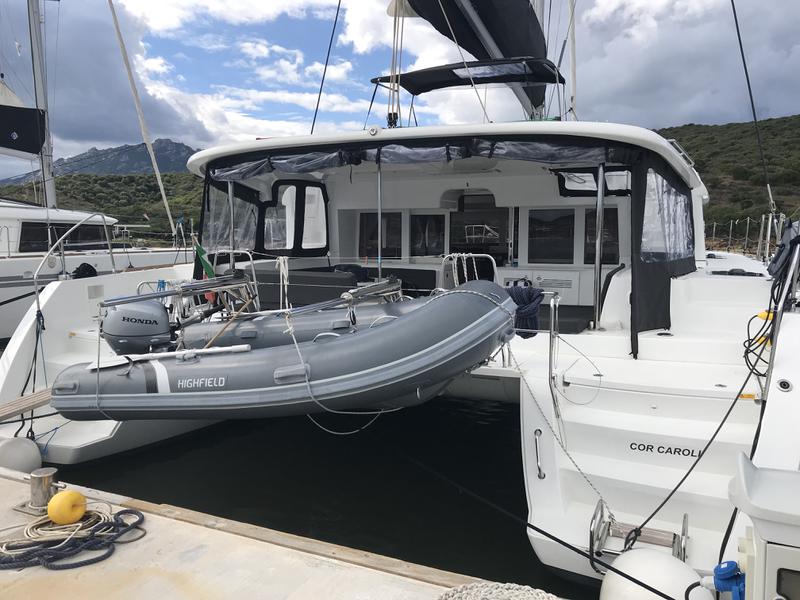 Book yachts online - catamaran - Lagoon 450F - Cor Caroli (A/C, WM, Generator, Inverter) - rent
