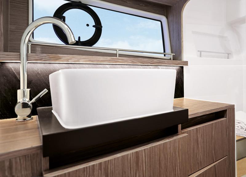 Book yachts online - motorboat - Sealine F430 - BLUE LAGOON - rent