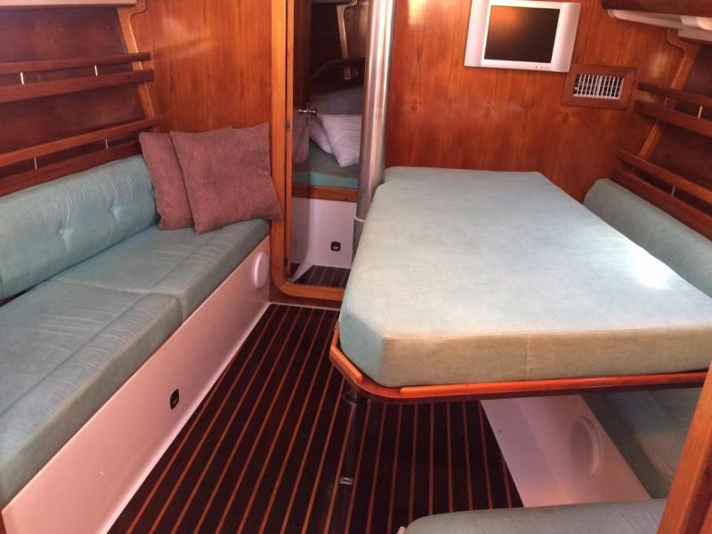 Book yachts online - sailboat - Delta 36 - Caraiva - rent