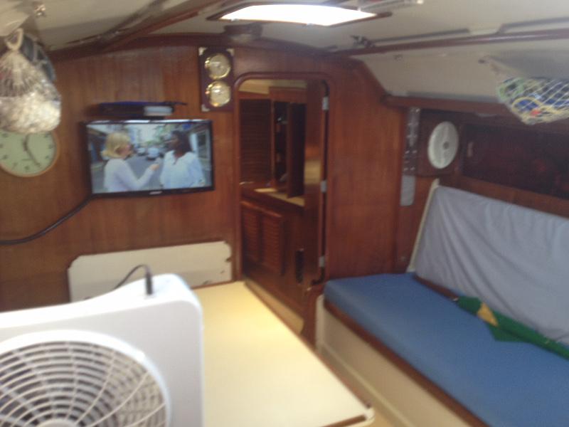 Book yachts online - sailboat - Velamar 38 - Velamar 38 - rent