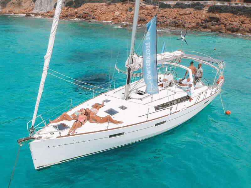 Book yachts online - sailboat - Oceanis 45 - Dark Horse 1 (watermaker) - rent