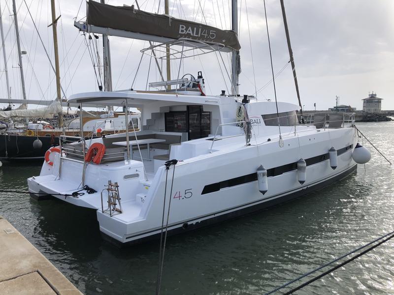 Book yachts online - catamaran - Bali 4.5 Salina - Salina - rent