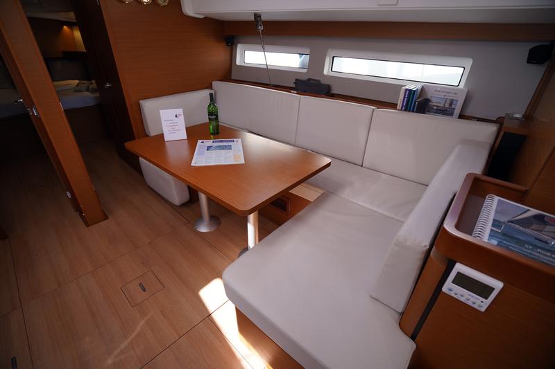 Book yachts online - sailboat - Sun Odyssey 490 - Red Marlin - rent