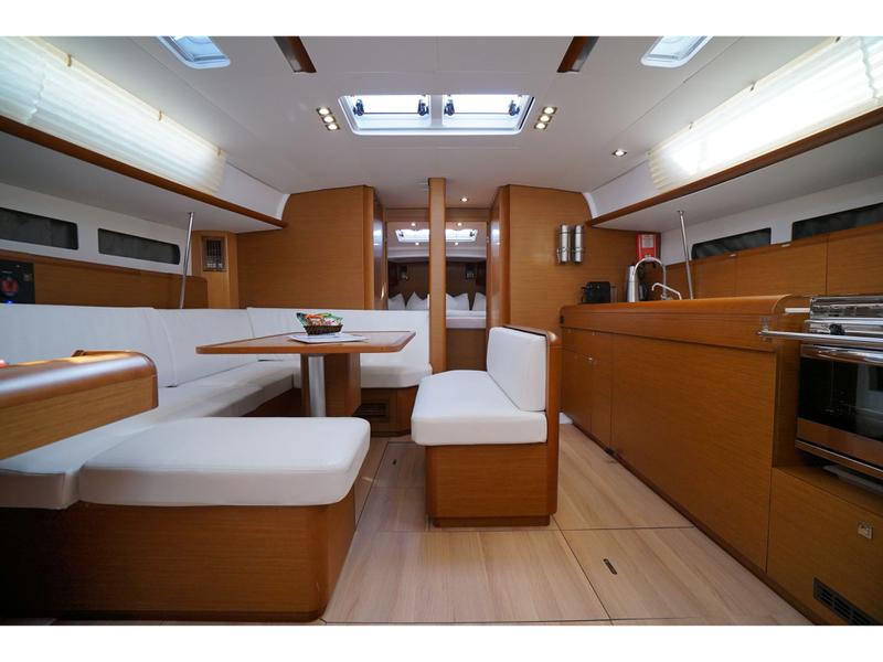 Book yachts online - sailboat - Sun Odyssey 479 - Capricorn - rent