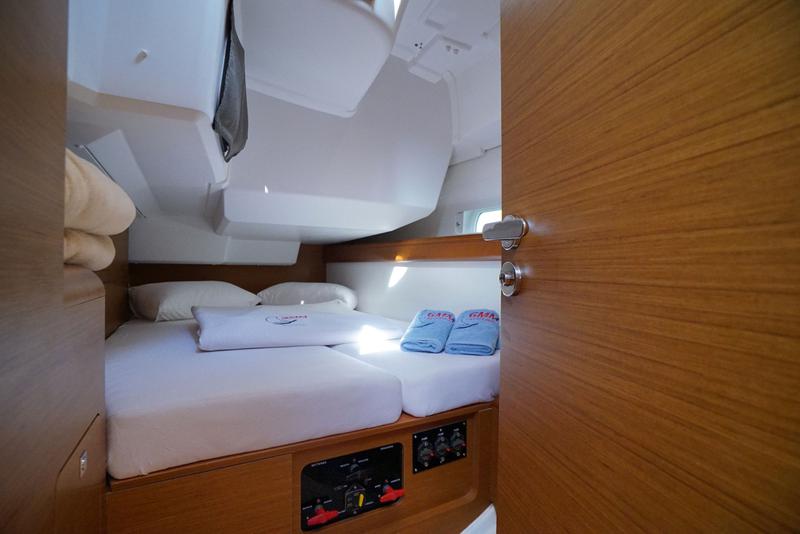 Book yachts online - sailboat - Sun Odyssey 479 - Capricorn - rent
