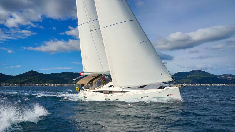 Book yachts online - sailboat - Jeanneau 51 - Selinim - rent