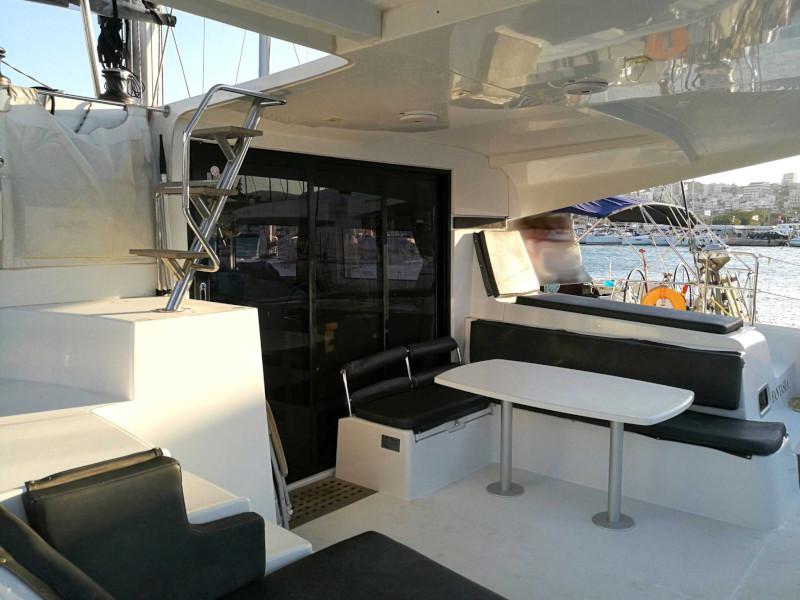 Book yachts online - catamaran - Lagoon 42 - Fantasea - rent