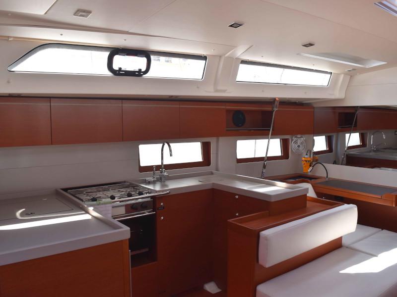 Book yachts online - sailboat - Oceanis 51.1 - Euphoria - rent