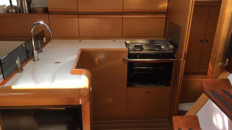 Book yachts online - sailboat - Sun Odyssey 439 - Kontiki - rent