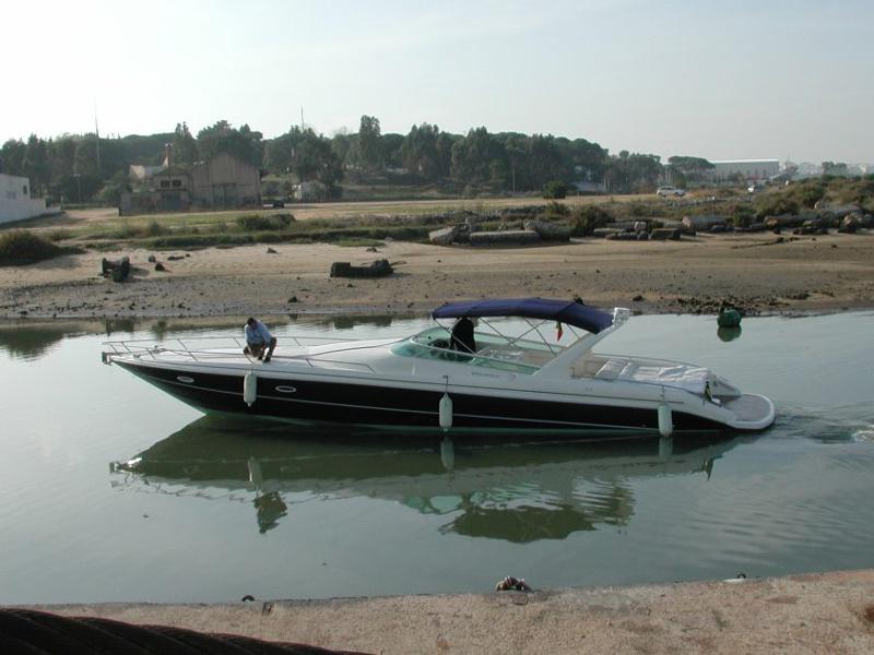 Book yachts online - motorboat - Revolution 46 - Santa Barbara - rent