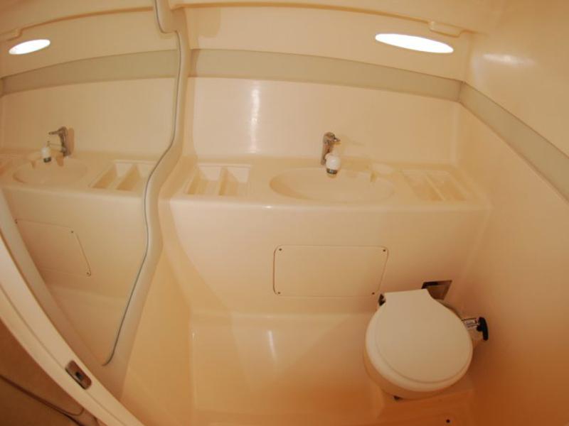 Book yachts online - motorboat - Hawk 32 - Babsea 1 - rent