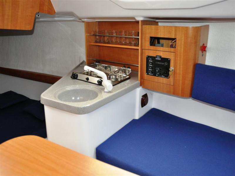 Book yachts online - sailboat - Maxus 22 Standard - IRIS - rent