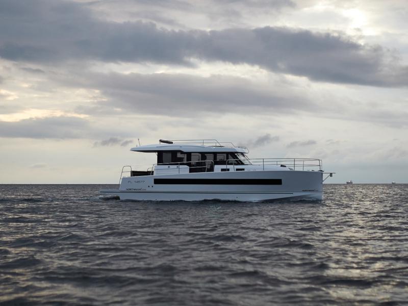 Book yachts online - motorboat - Northman 1200 Elegance - ELEGANCE - rent