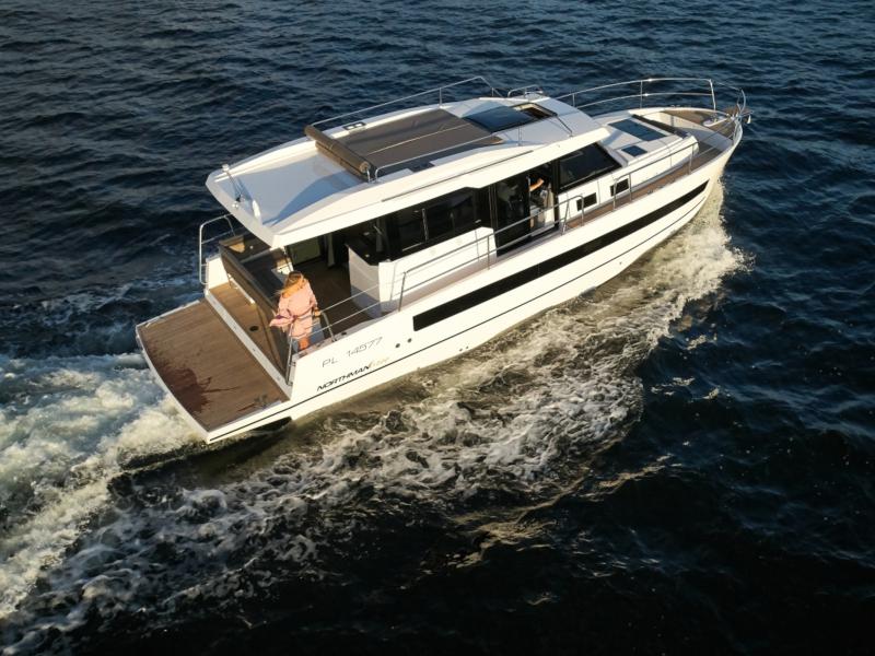 Book yachts online - motorboat - Northman 1200 Elegance - ELEGANCE - rent