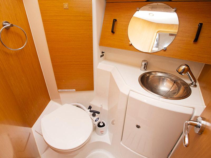 Book yachts online - sailboat - Sun Odyssey 36i - Lauren - rent