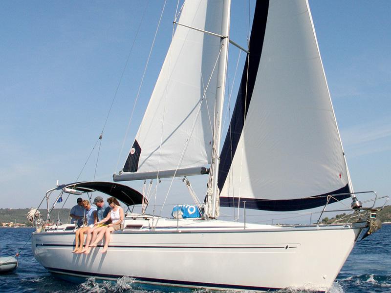 Book yachts online - sailboat - Bavaria 41 - Bebela - rent