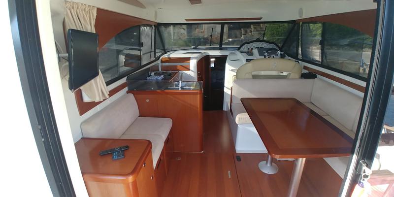 Book yachts online - motorboat - Beneteau Antares 36 Fly - JOIA - rent