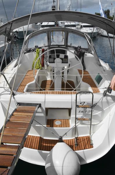 Book yachts online - sailboat - Sun Odyssey 37.1 - Jacob - rent