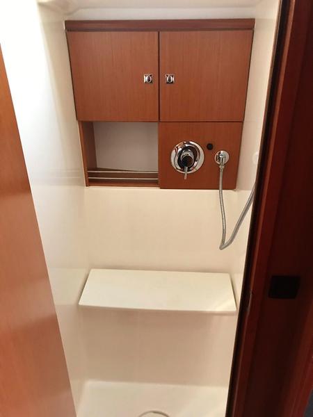 Book yachts online - sailboat - Bavaria Cruiser 46 - Olivia - rent