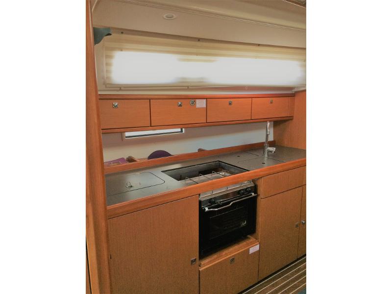 Book yachts online - sailboat - Bavaria Cruiser 41 - Gaia - rent