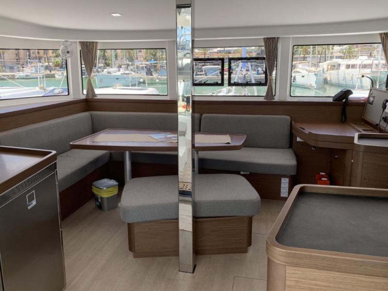 Book yachts online - catamaran - Lagoon 42 - Largonaute (SUNDAY TO SUNDAY) - rent