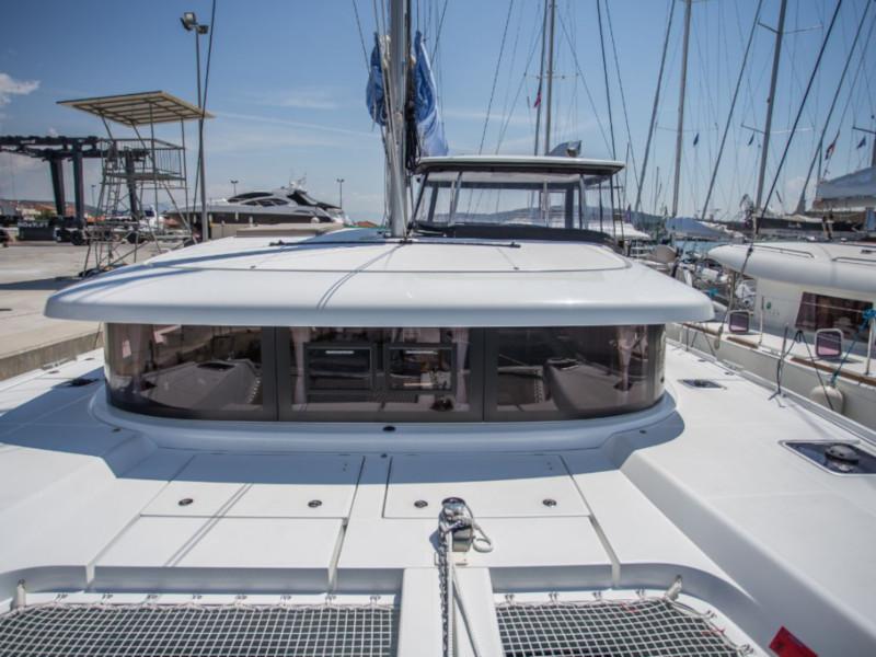Book yachts online - catamaran - Lagoon 42 - Svea of Sweden - rent