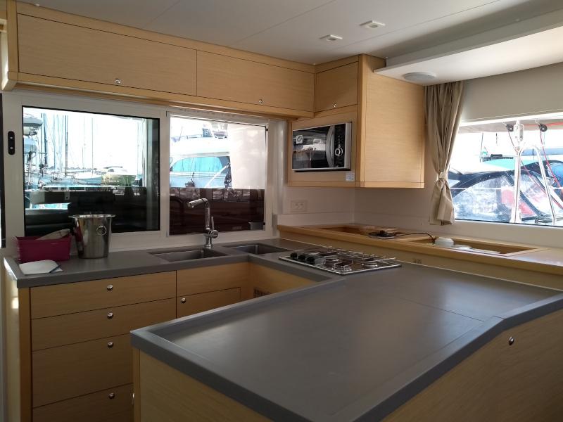 Book yachts online - catamaran - Lagoon 450 - Swedish Lady (SUNDAY TO SUNDAY) - rent