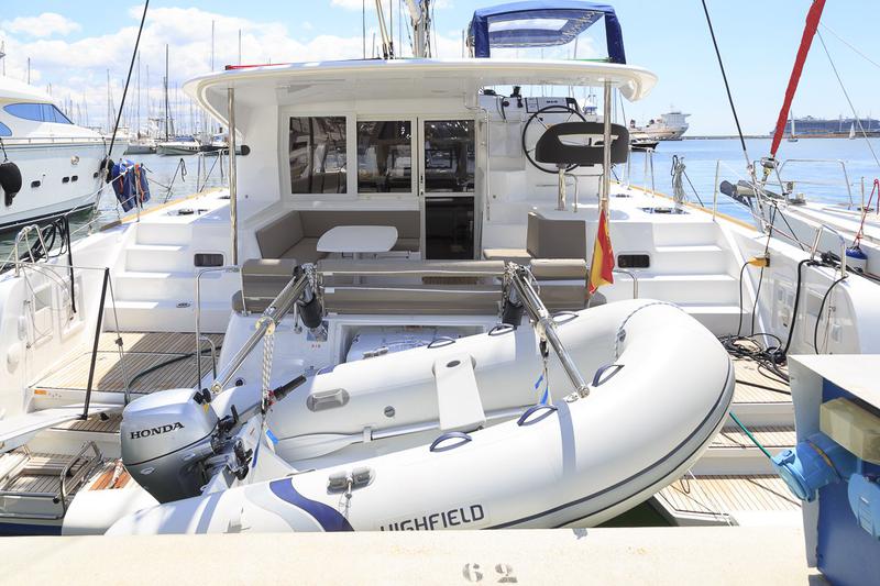 Book yachts online - catamaran - Lagoon 40 - Nathalie (SUNDAY TO SUNDAY) - rent