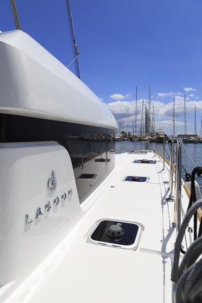 Book yachts online - catamaran - Lagoon 40 - Nathalie (SUNDAY TO SUNDAY) - rent