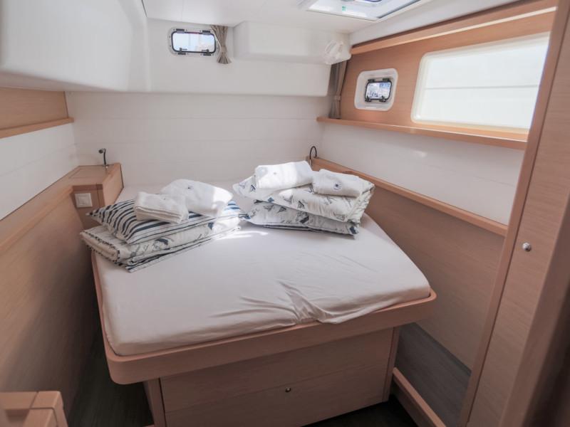 Book yachts online - catamaran - Lagoon 450 - Ariel - rent