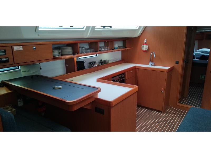 Book yachts online - sailboat - Bavaria Cruiser 51 - Ramnous - rent