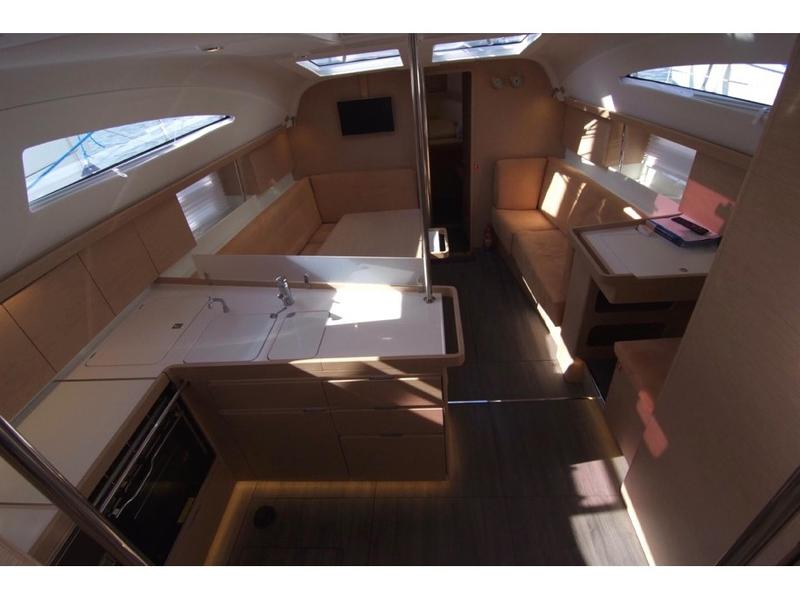 Book yachts online - sailboat - Elan 45 Impression - KAMINARI  - rent