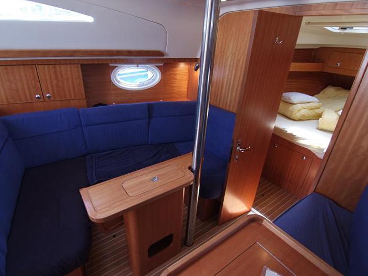 Book yachts online - sailboat - Elan 344 - LUNA  - rent