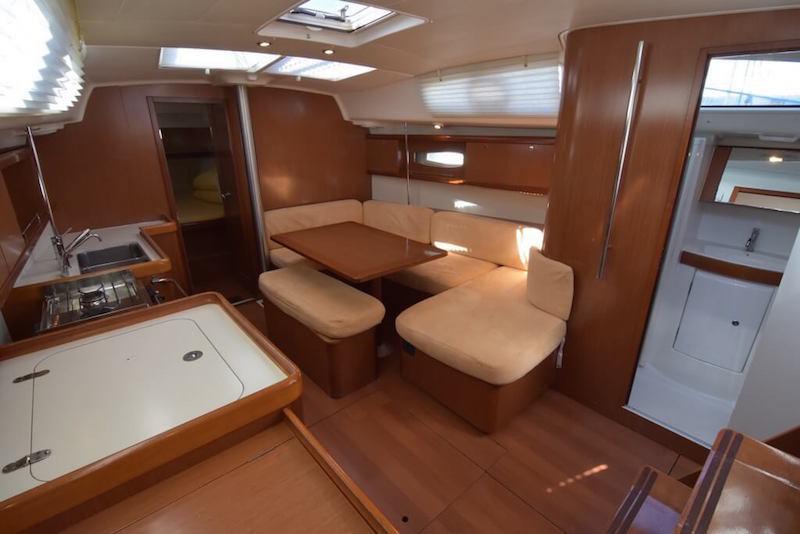 Book yachts online - sailboat - Beneteau Oceanis 40 - IMAGINE  - rent