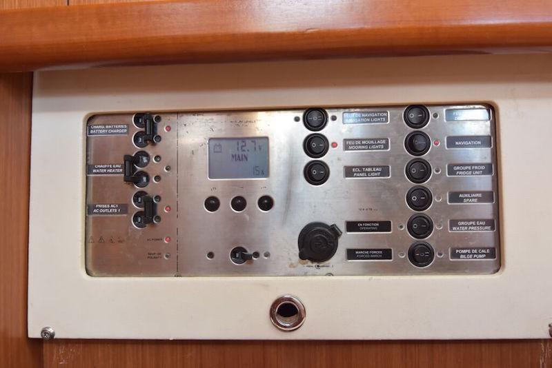 Book yachts online - sailboat - Beneteau Oceanis 40 - IMAGINE  - rent