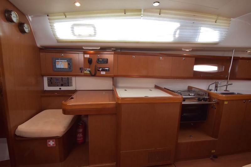 Book yachts online - sailboat - Beneteau Oceanis 40 - IMAGINE  - rent