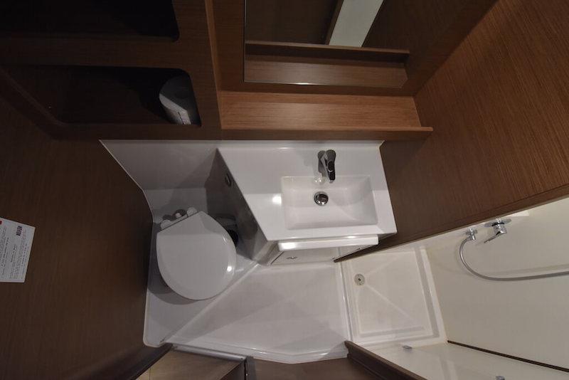 Book yachts online - catamaran - Lagoon 42 - LOLINA - rent