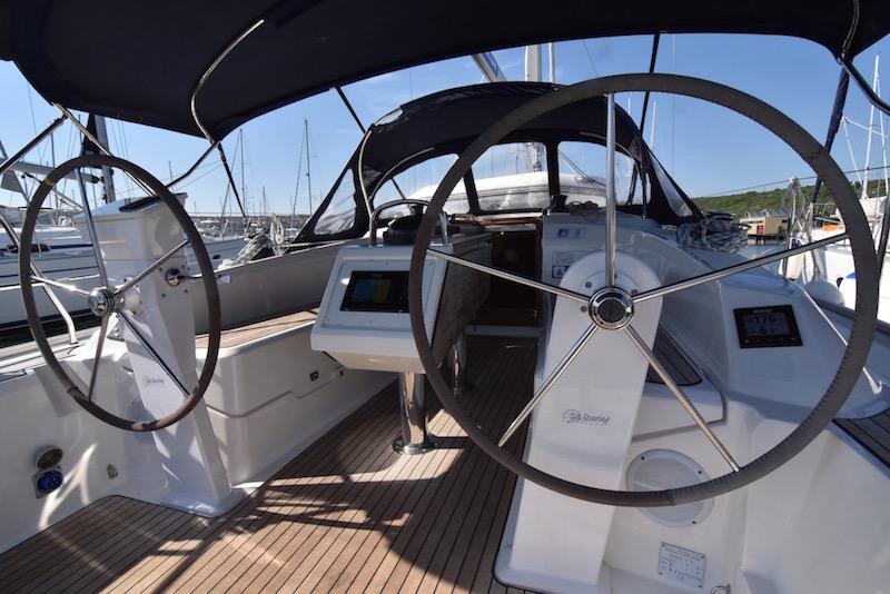 Book yachts online - sailboat - Bavaria Cruiser 34 - KIER - rent