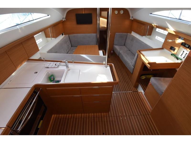 Book yachts online - sailboat - Elan 45 Impression - TWILIGHT  - rent