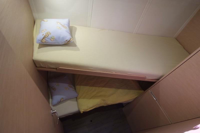 Book yachts online - sailboat - Elan 45 Impression - HEIDI  - rent
