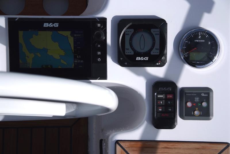 Book yachts online - sailboat - Elan 45 Impression - HEIDI  - rent